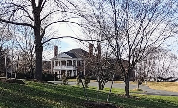 Why Live in Charlottesville in 2026?
25 Reasons Charlottesville Country Homes Are America's Best Places to Live
